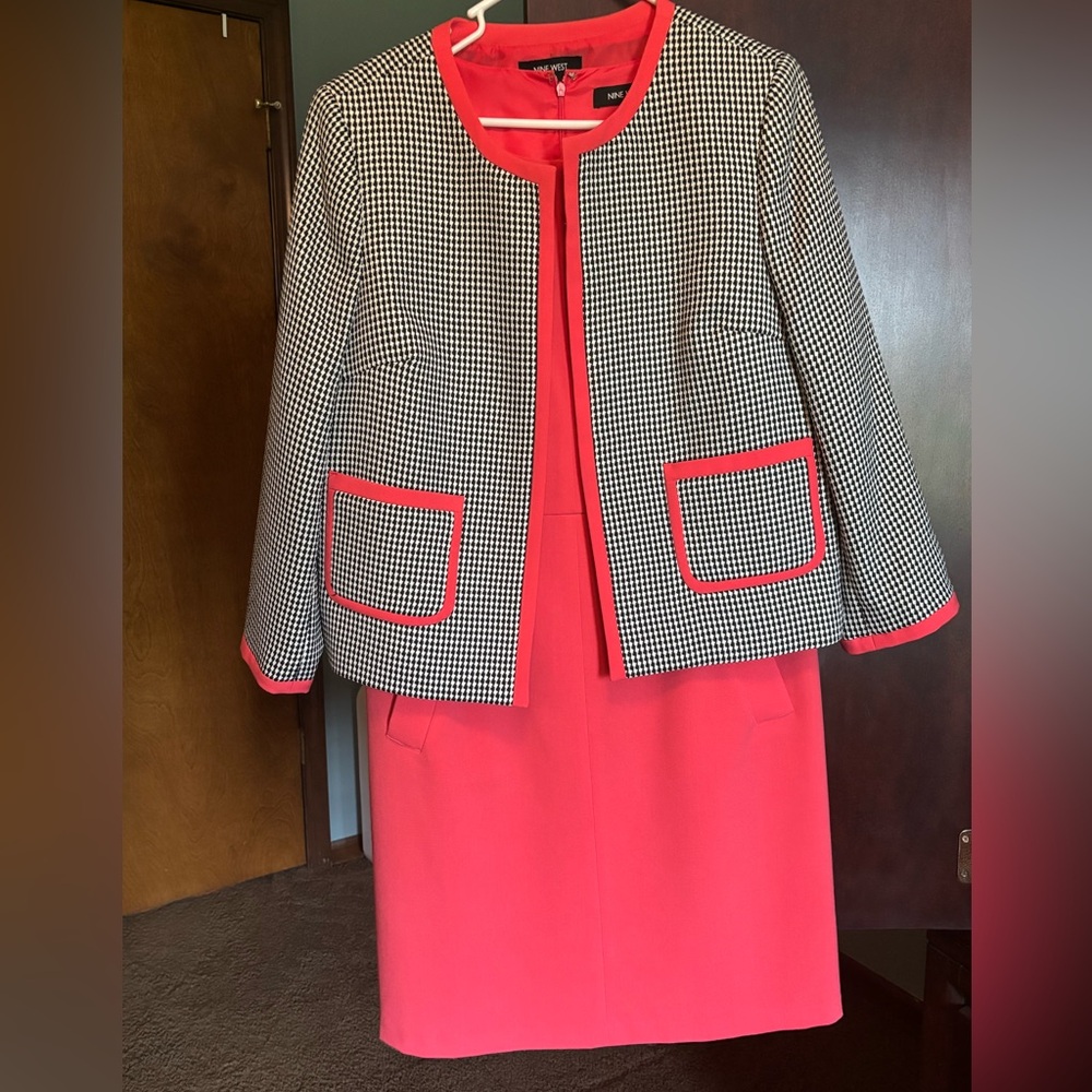 Nine West Dress Suit Black/White/ Coral